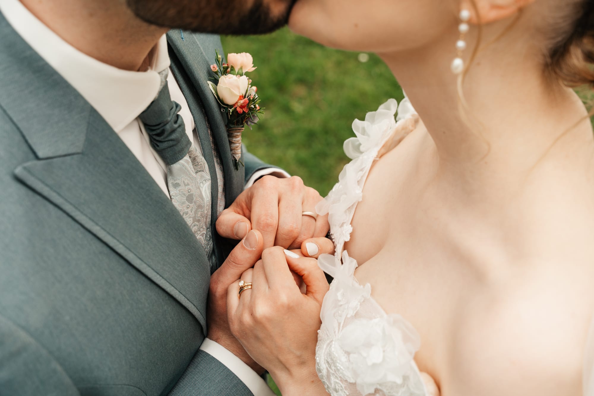 Brautpaar am Erbhof Thedinghausen – Anna Lorek Fotografie